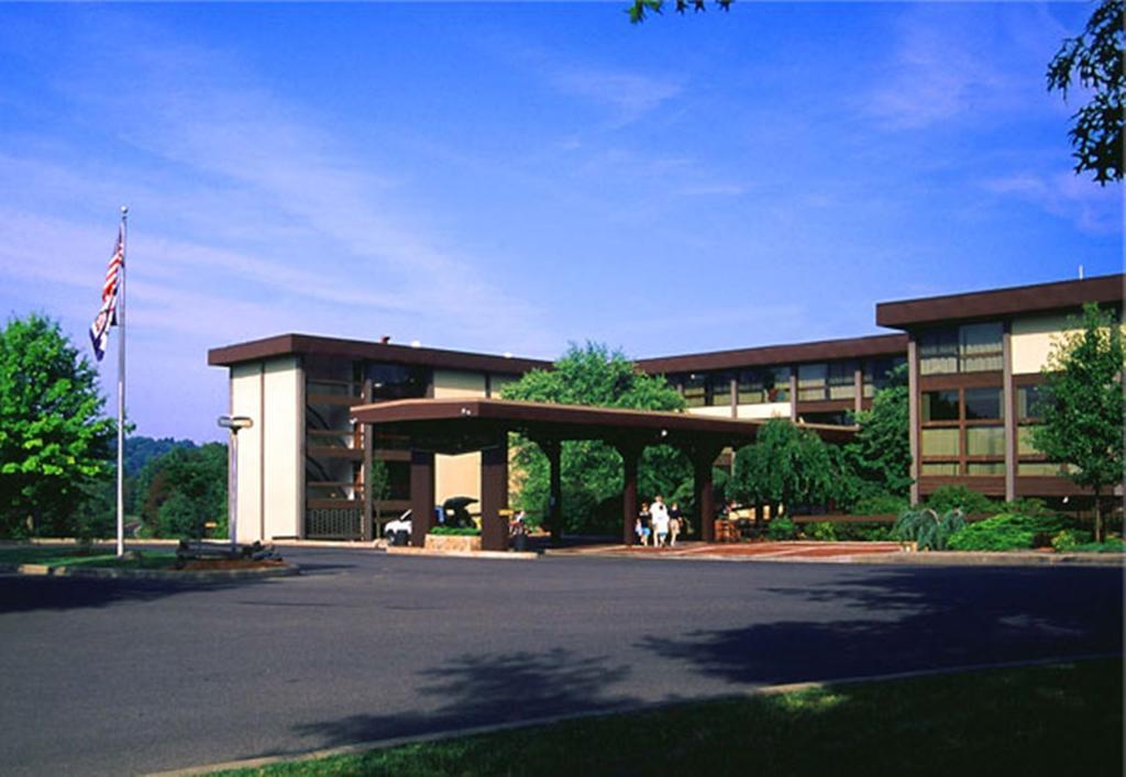 Pipestem Resort State Park 외부 사진